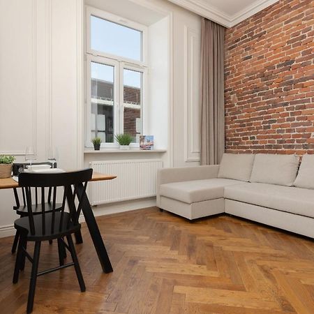 Apartment Strzelecka Old Town Cracow By Renters Prestige Krakkó Kültér fotó