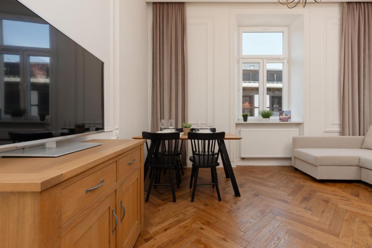 Apartment Strzelecka Old Town Cracow By Renters Prestige Krakkó Kültér fotó